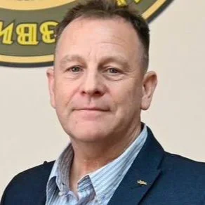 Mężczyzna w marynarce